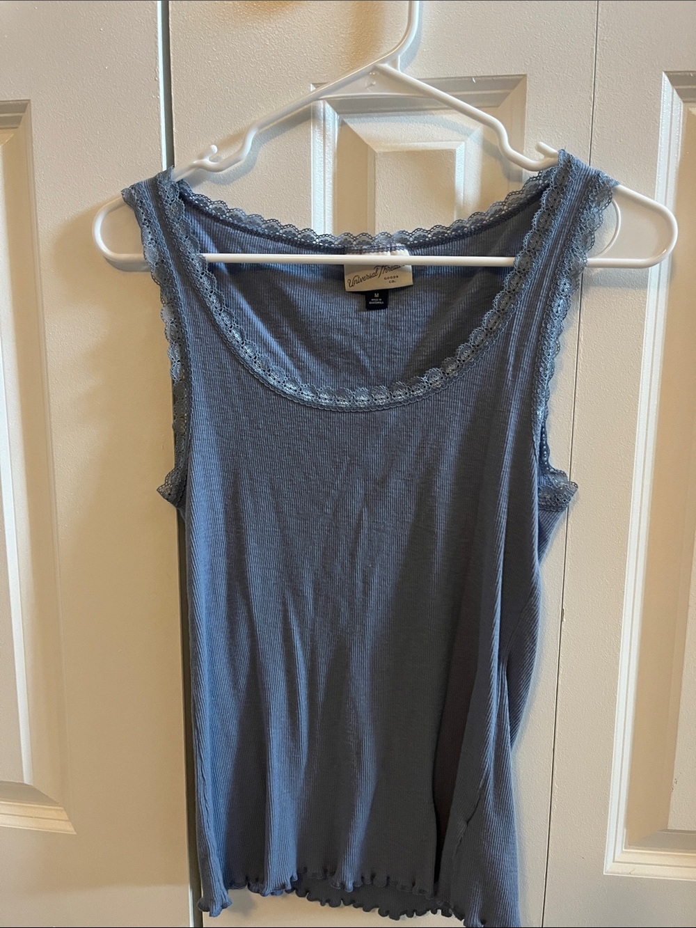 Lace-Trim Ribbed Scoop Camisole in Dusty Blue